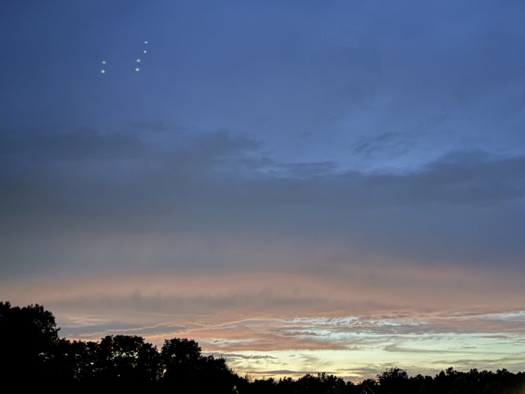 Six orbs or ships? Six orbs or ships?